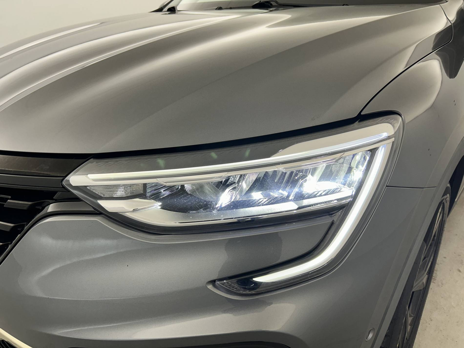 Vente en ligne Renault Arkana  E-Tech hybride 145 - 22 au prix de 21 990 €