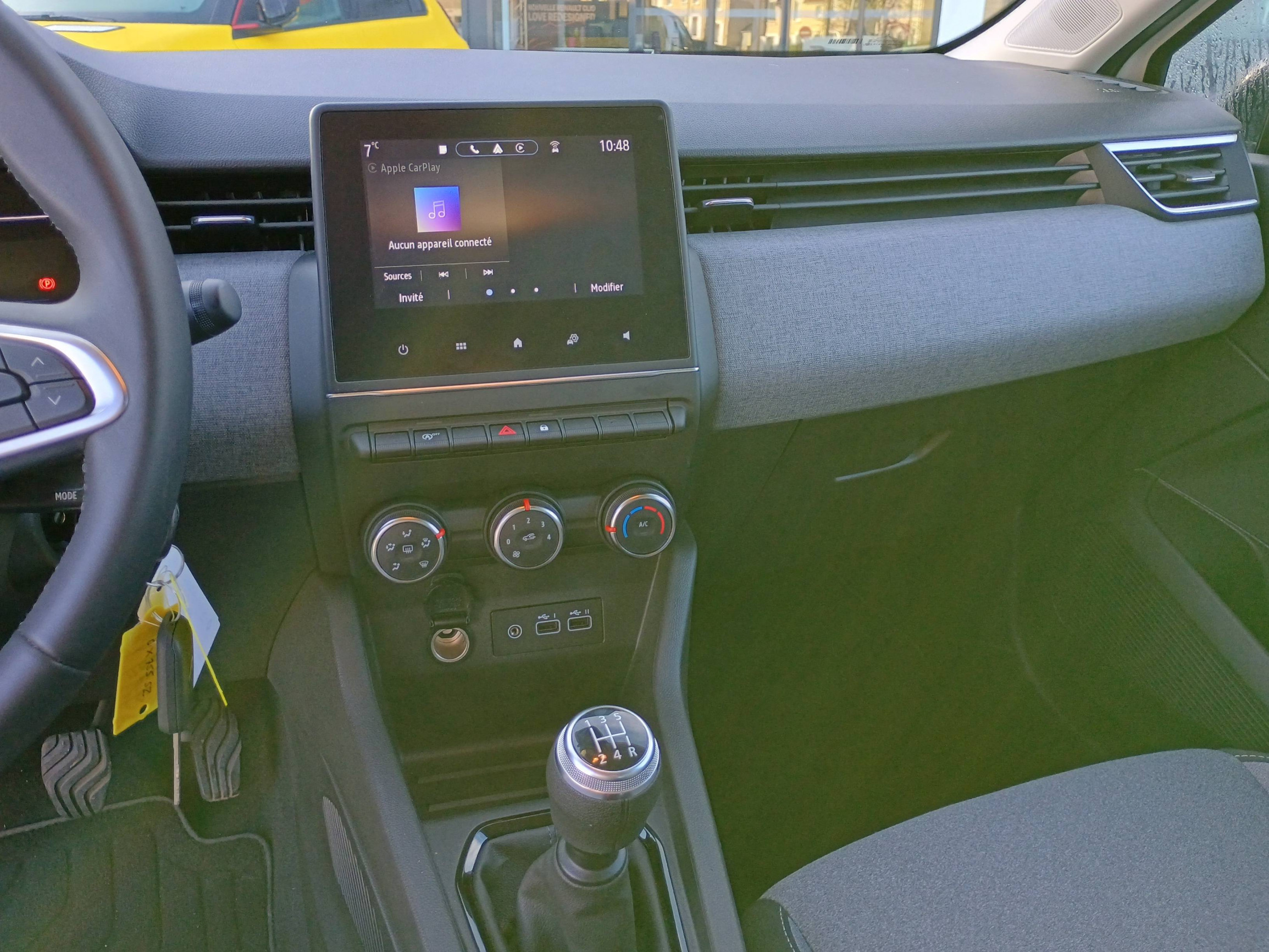 Vente en ligne Renault Clio 5 Clio SCe 65 au prix de 14 990 €