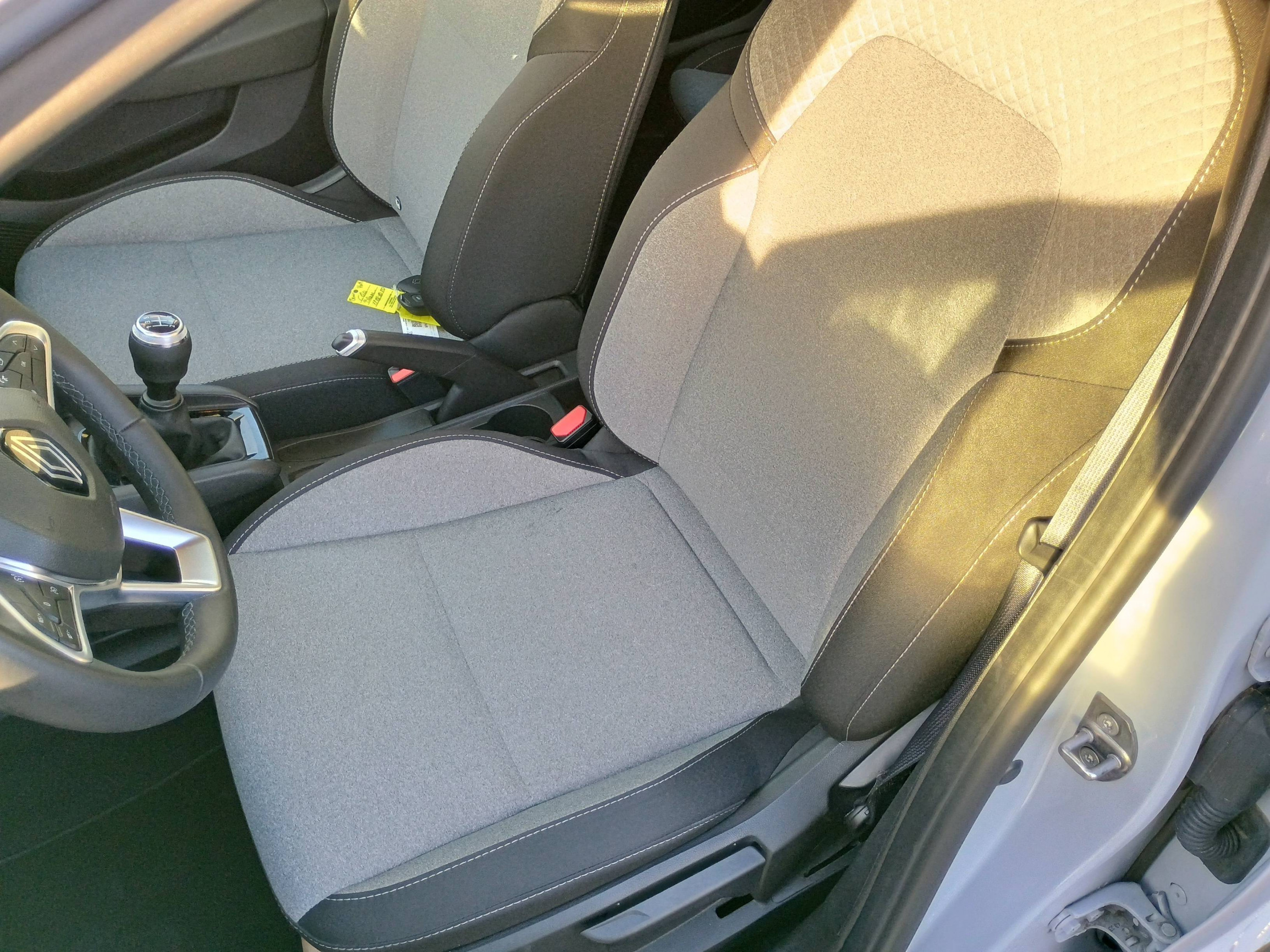 Vente en ligne Renault Clio 5 Clio SCe 65 au prix de 14 990 €