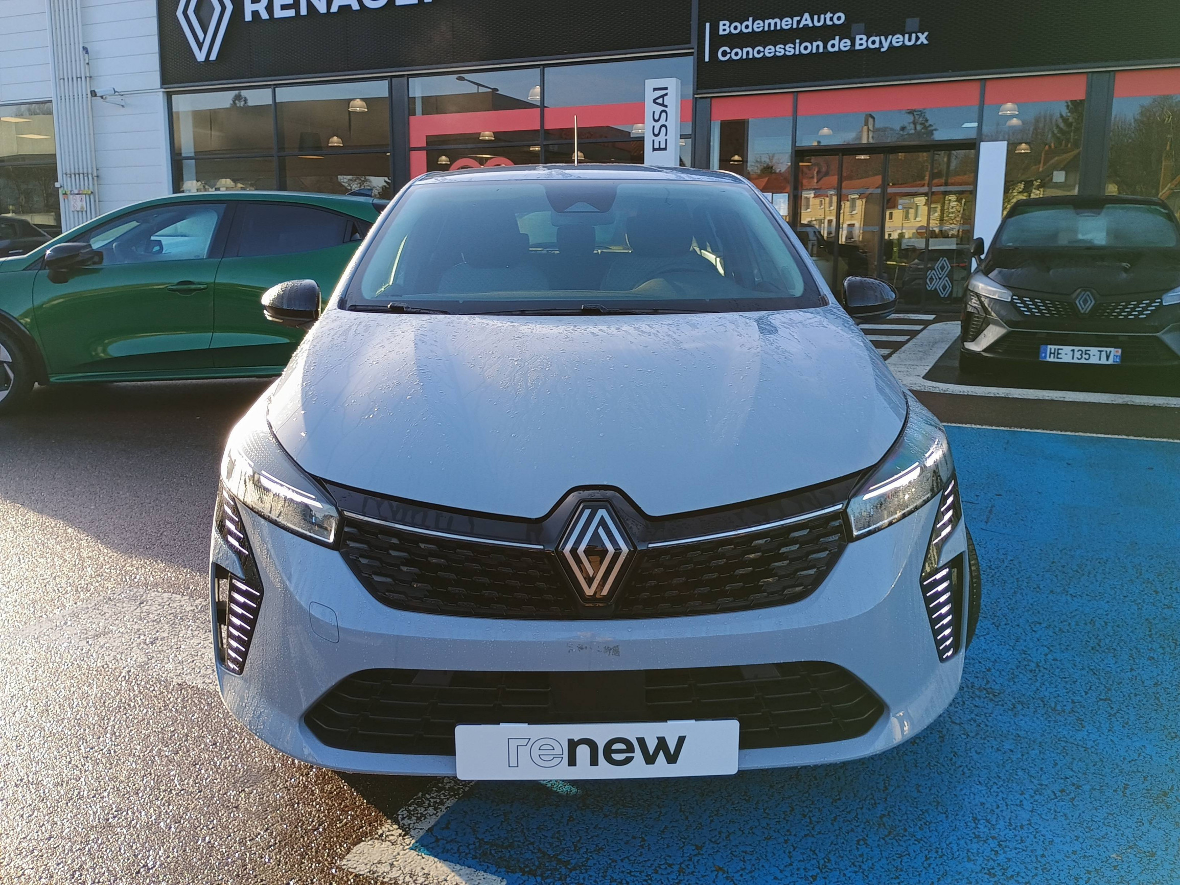 Vente en ligne Renault Clio 5 Clio SCe 65 au prix de 14 990 €