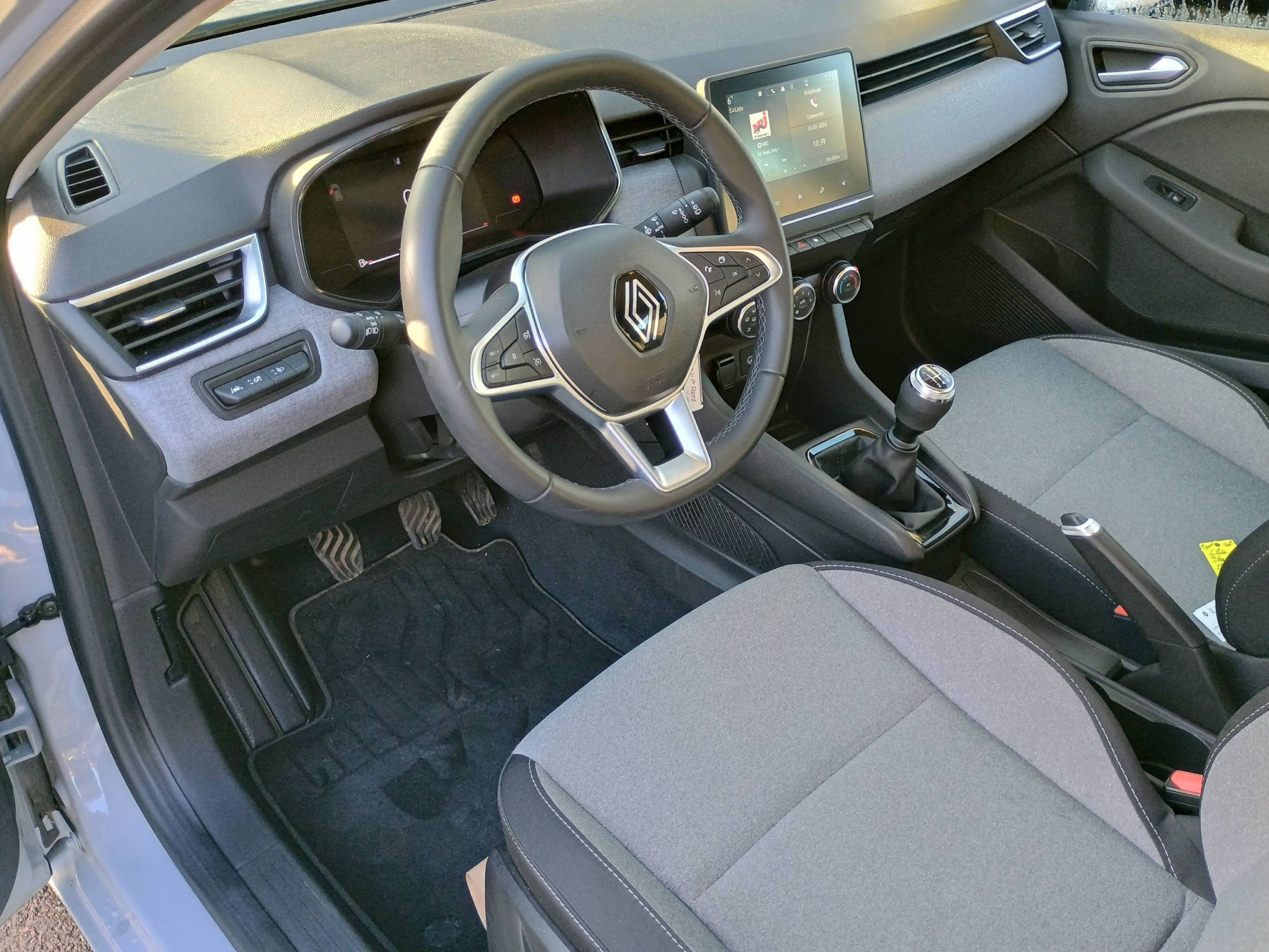 Vente en ligne Renault Clio 5 Clio SCe 65 au prix de 14 990 €