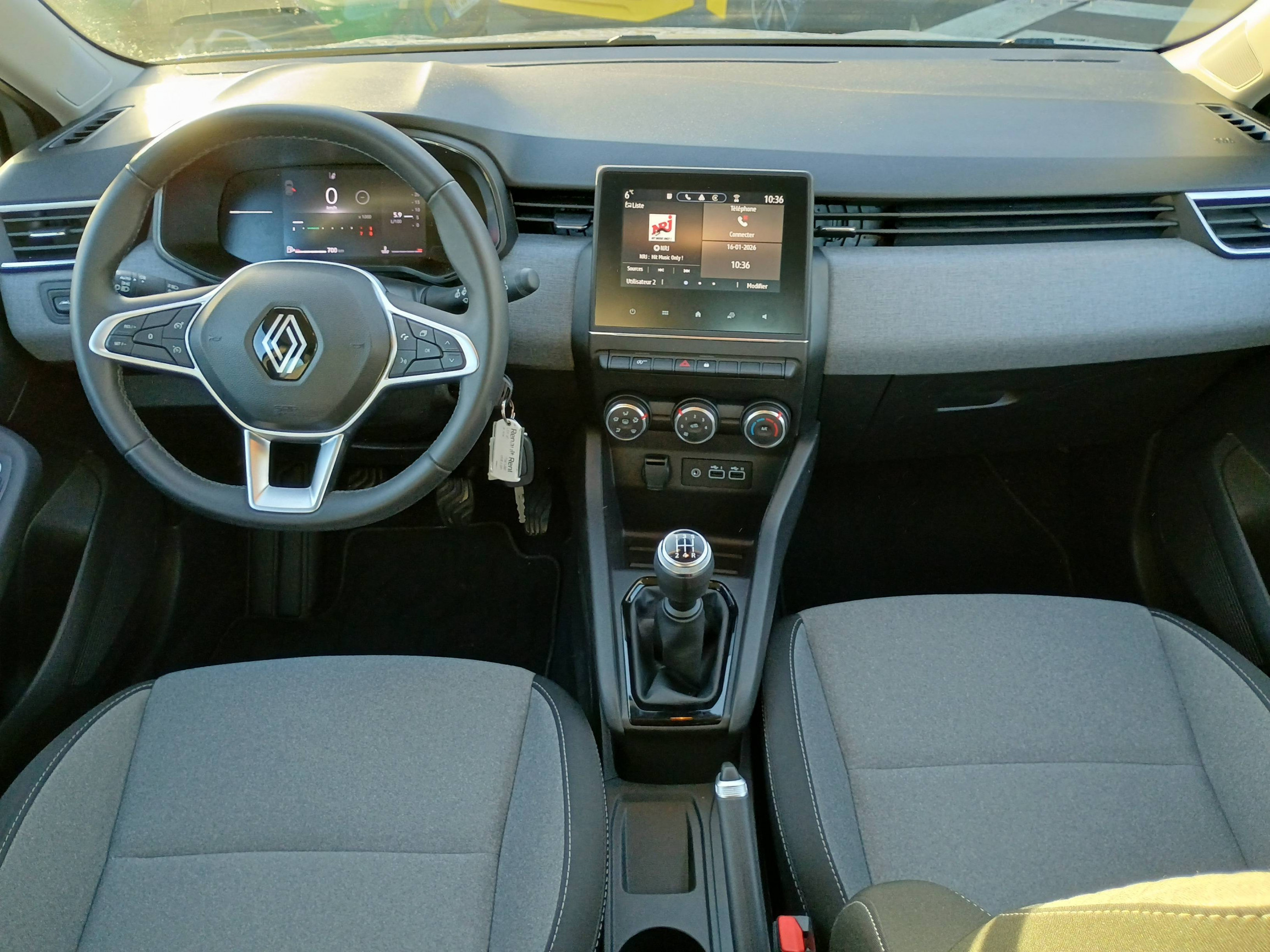 Vente en ligne Renault Clio 5 Clio SCe 65 au prix de 14 990 €