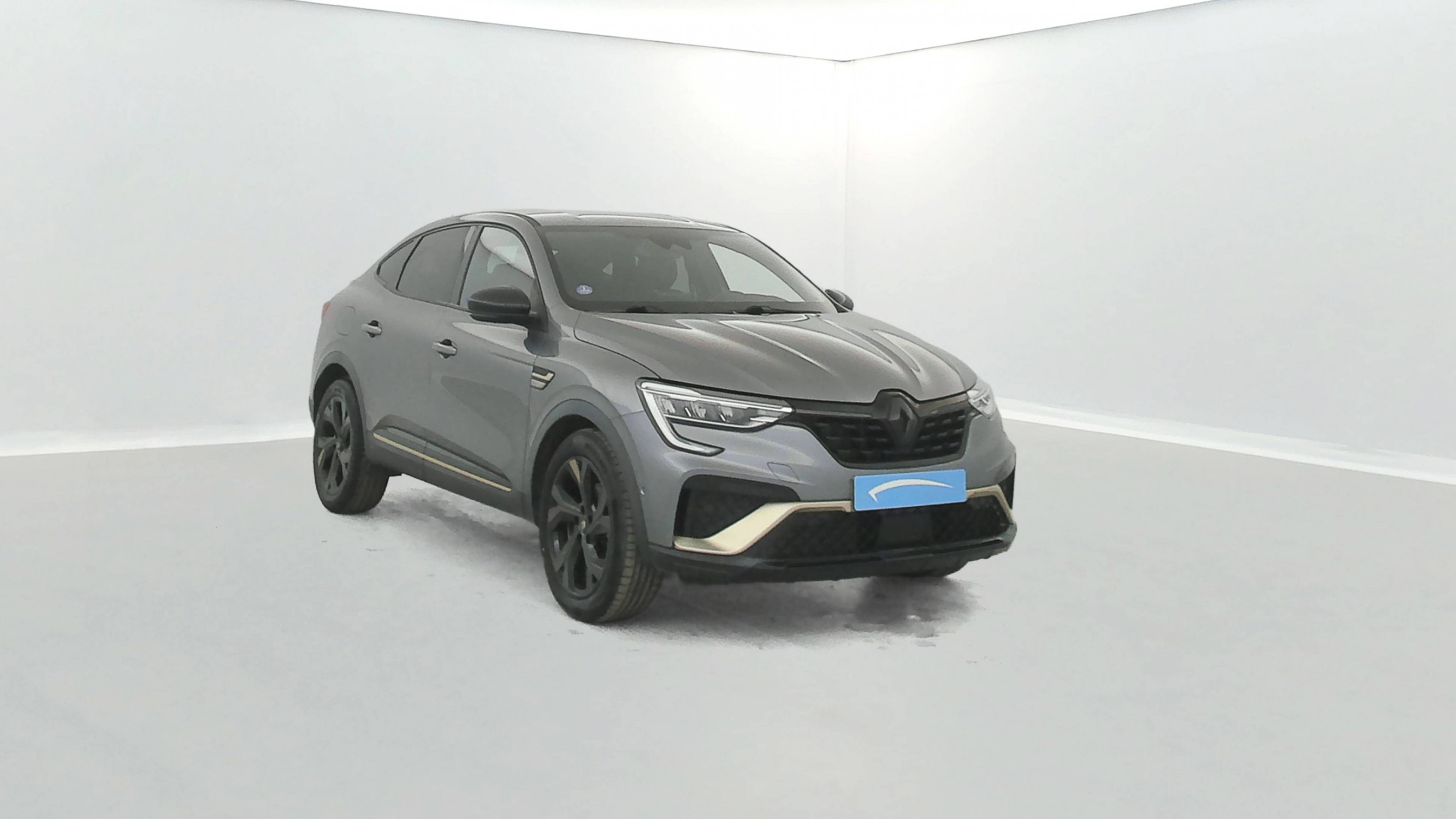 Vente en ligne Renault Arkana  E-Tech hybride 145 - 22 au prix de 21 990 €