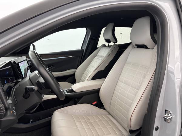 Vente en ligne Renault Megane E-Tech  EV60 220 ch super charge au prix de 27 390 €