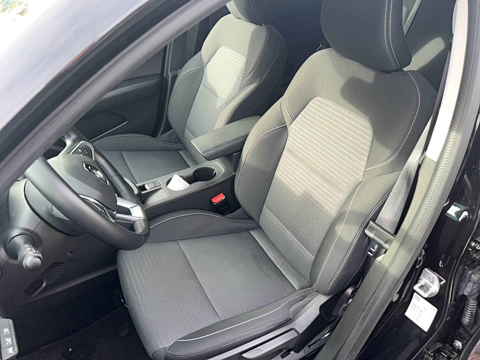 Vente en ligne Renault Arkana  E-Tech hybride 145 - 22 au prix de 20 590 €