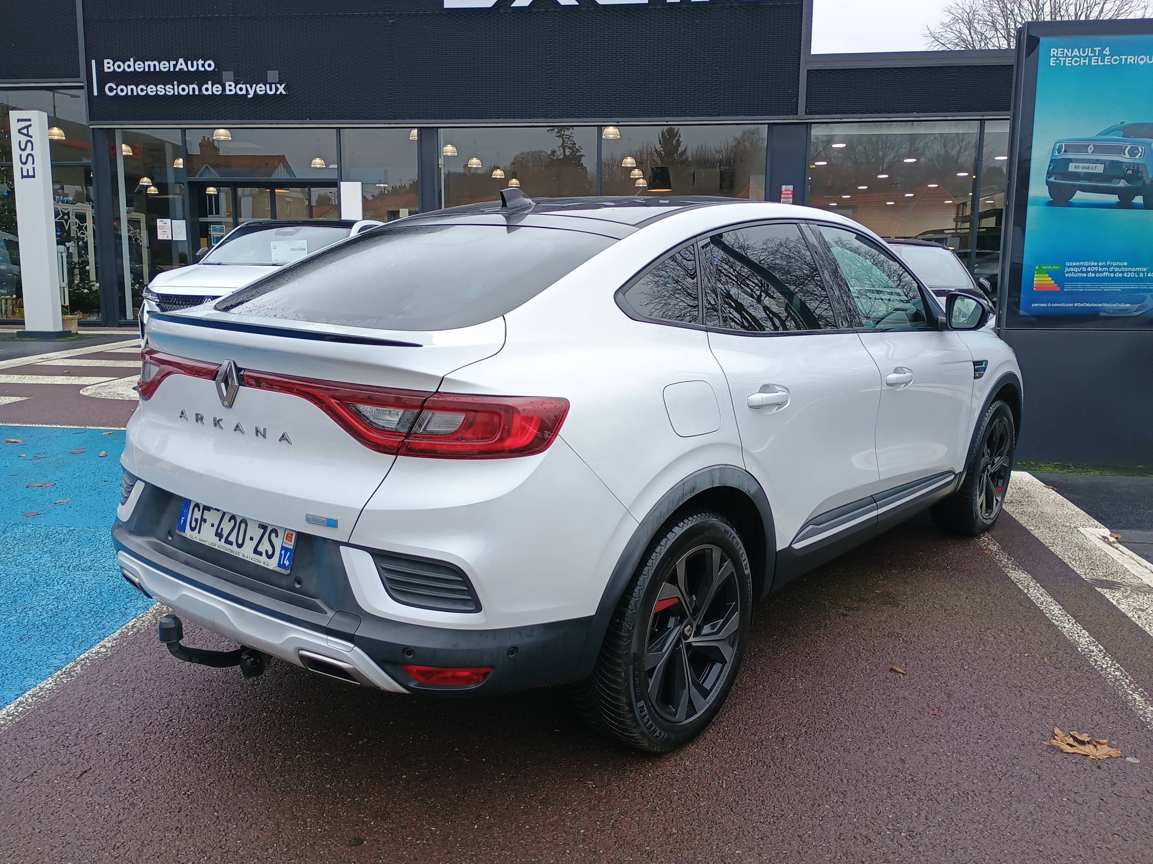 Vente en ligne Renault Arkana  E-Tech 145 - 21B au prix de 20 990 €