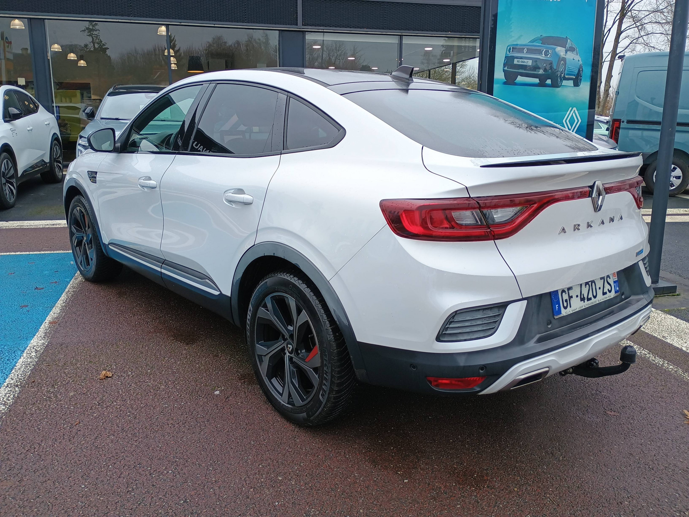 Vente en ligne Renault Arkana  E-Tech 145 - 21B au prix de 20 990 €