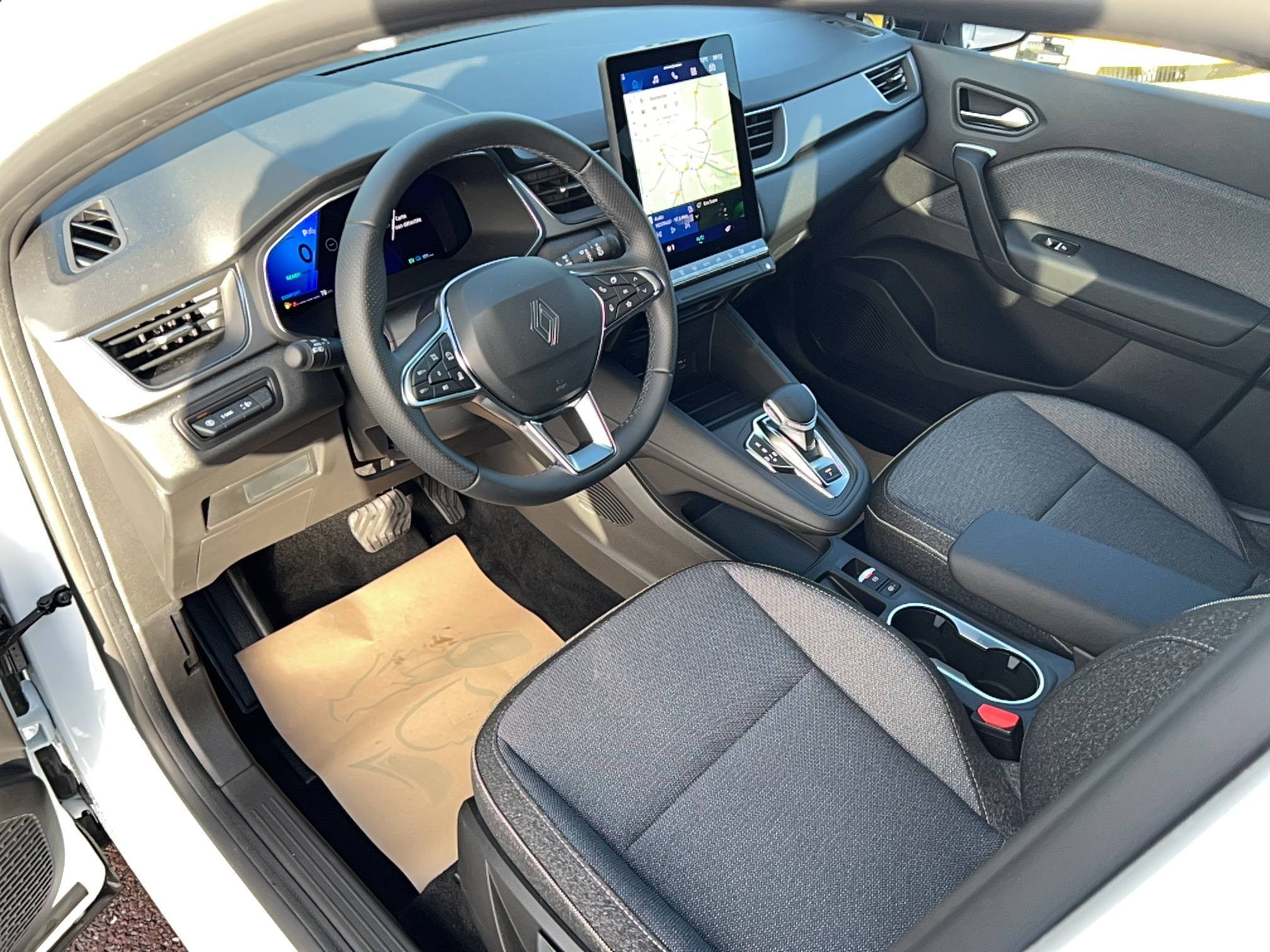 Vente en ligne Renault Symbioz  E-Tech full hybrid 145 au prix de 29 990 €