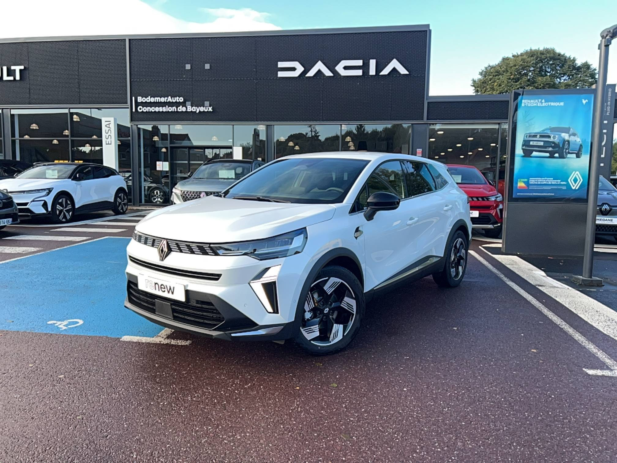 Renault Symbioz  E-Tech full hybrid 145 occasion de 2025 en vente à Bayeux