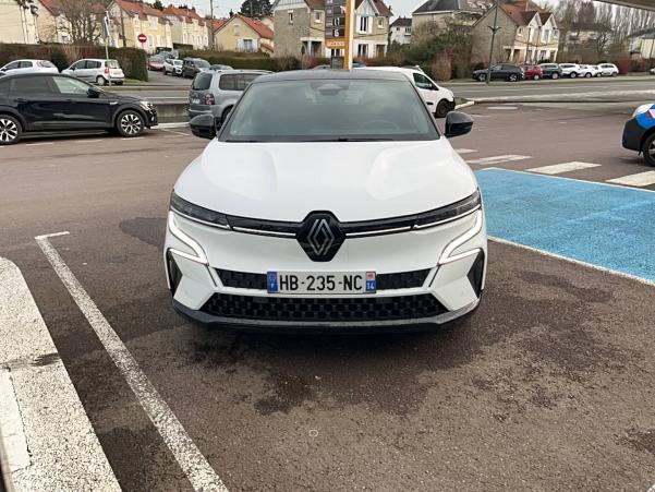 Vente en ligne Renault Megane E-Tech  220 ch autonomie confort AC7 GSR2 au prix de 38 990 €