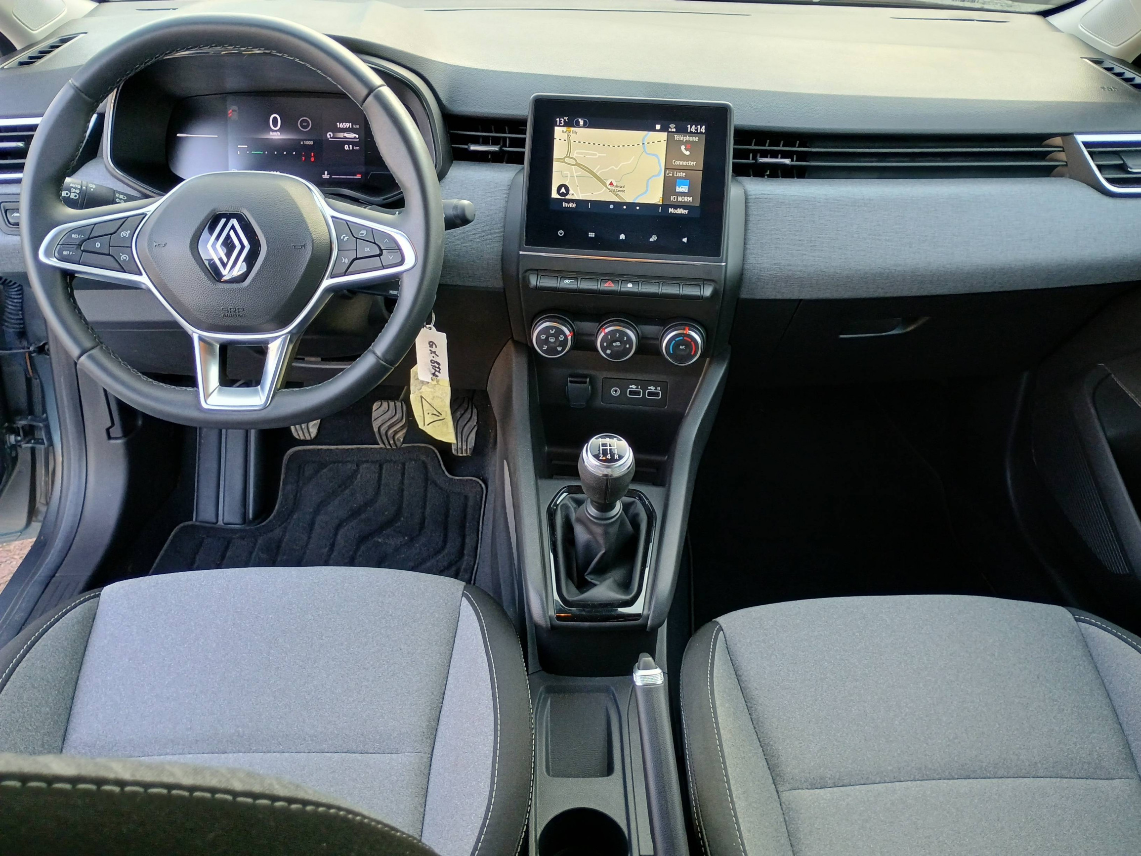 Vente en ligne Renault Clio 5 Clio SCe 65 au prix de 14 990 €