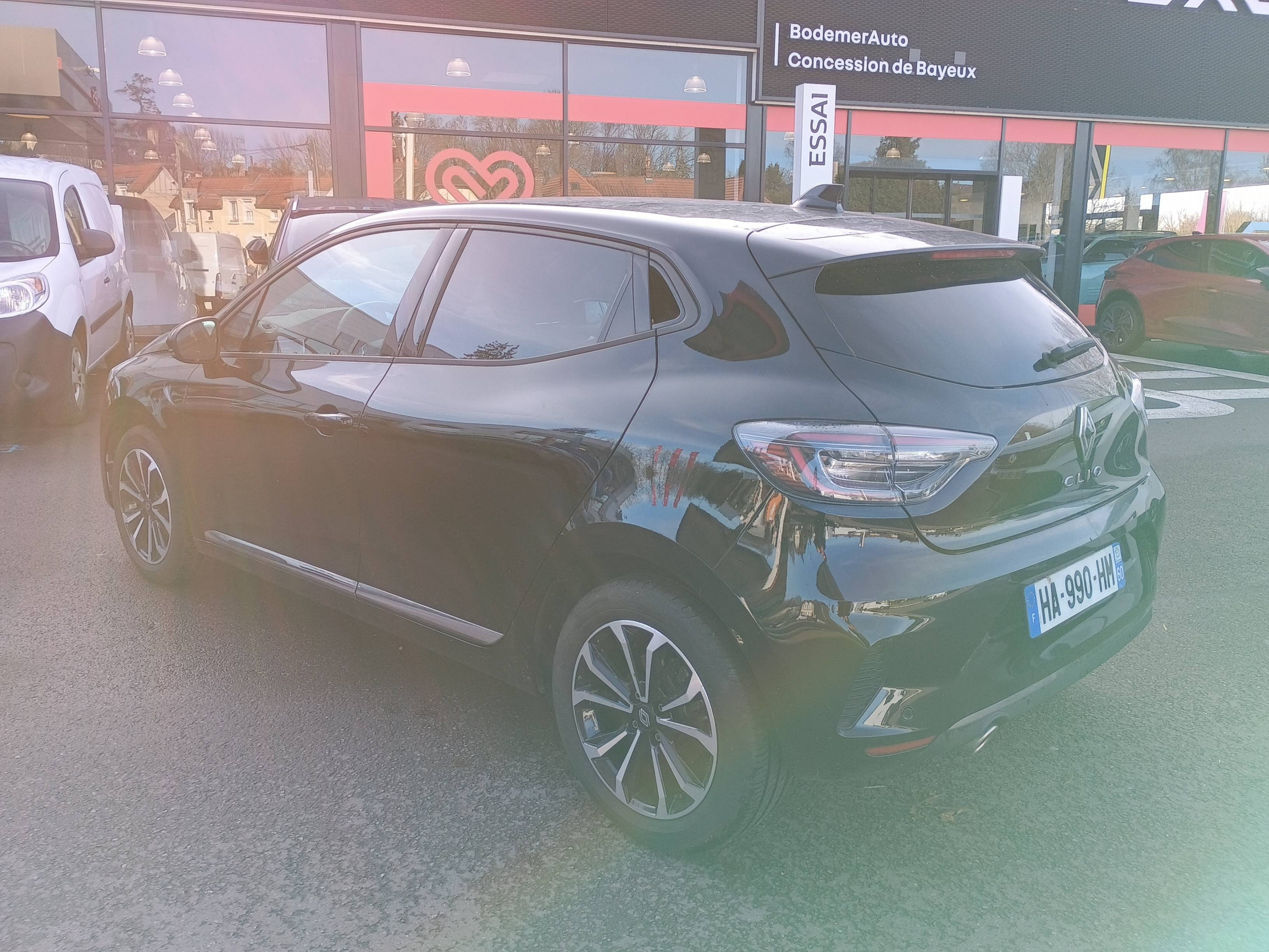 Vente en ligne Renault Clio 5 Clio Eco-G 100 ch GSR2 au prix de 16 790 €