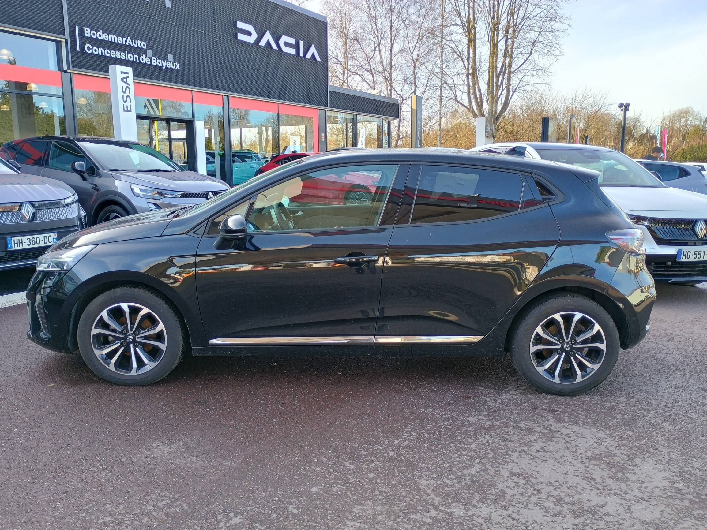 Vente en ligne Renault Clio 5 Clio Eco-G 100 ch GSR2 au prix de 16 790 €