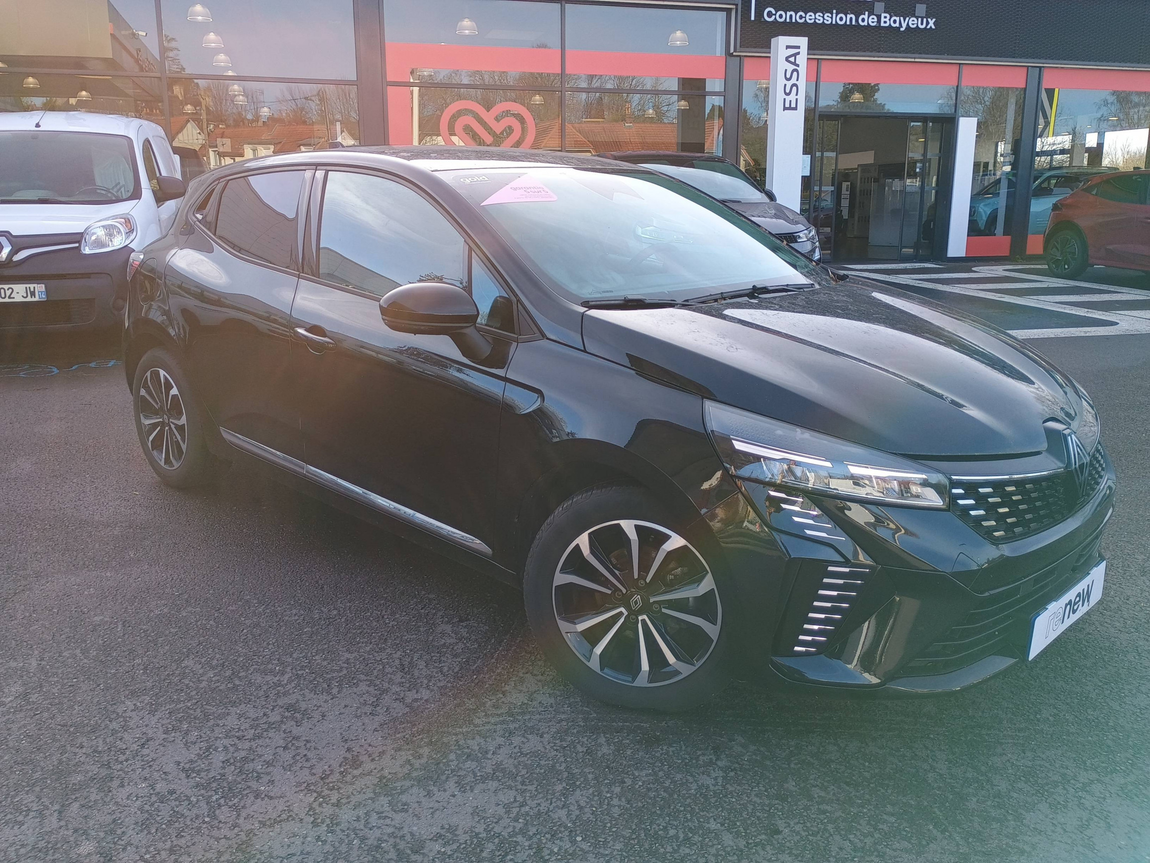 Vente en ligne Renault Clio 5 Clio Eco-G 100 ch GSR2 au prix de 16 790 €