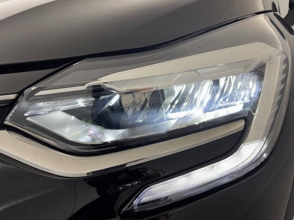 Vente en ligne Renault Captur  Blue dCi 95 au prix de 16 590 €