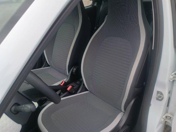 Vente en ligne Renault Twingo Electrique Twingo III E-Tech au prix de 10 990 €