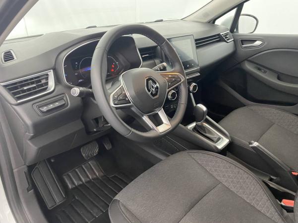 Vente en ligne Renault Clio 5 Clio E-Tech 140 au prix de 15 990 €