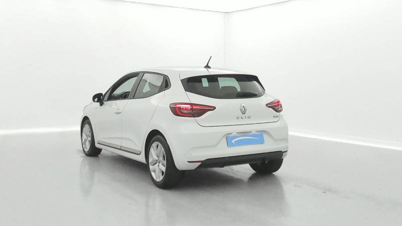 Vente en ligne Renault Clio 5 Clio E-Tech 140 au prix de 15 990 €