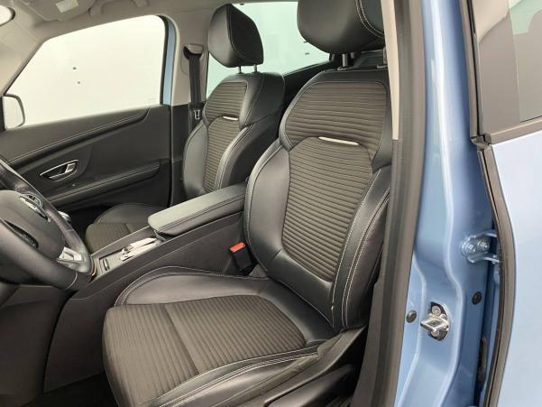 Vente en ligne Renault Scenic 4 Scenic Blue dCi 120 au prix de 14 590 €