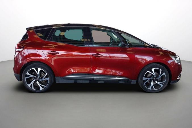 Vente en ligne Renault Scenic 4 Scenic TCe 140 FAP EDC au prix de 18 590 €