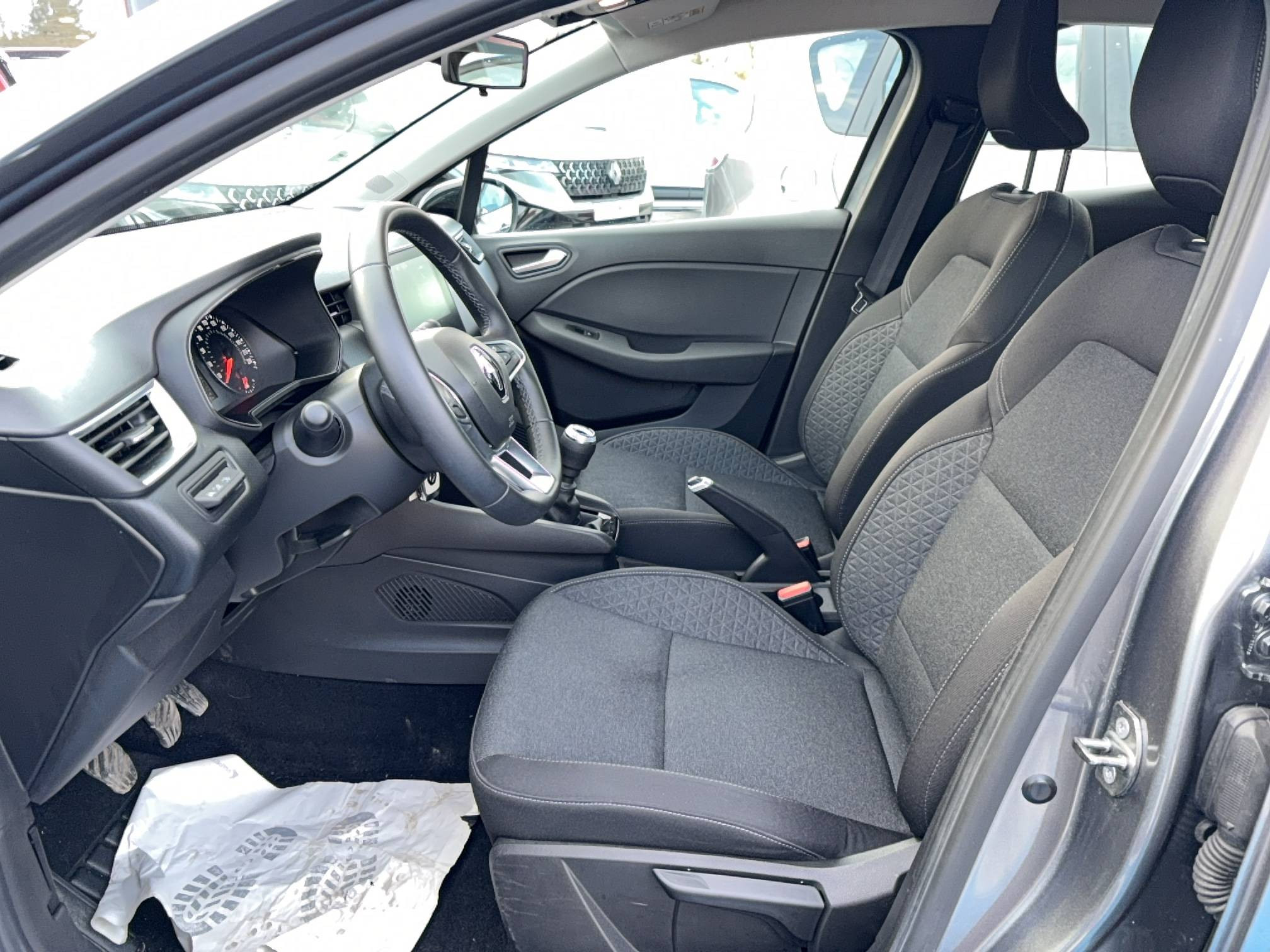 Vente en ligne Renault Clio 5 Clio TCe 90 au prix de 14 990 €