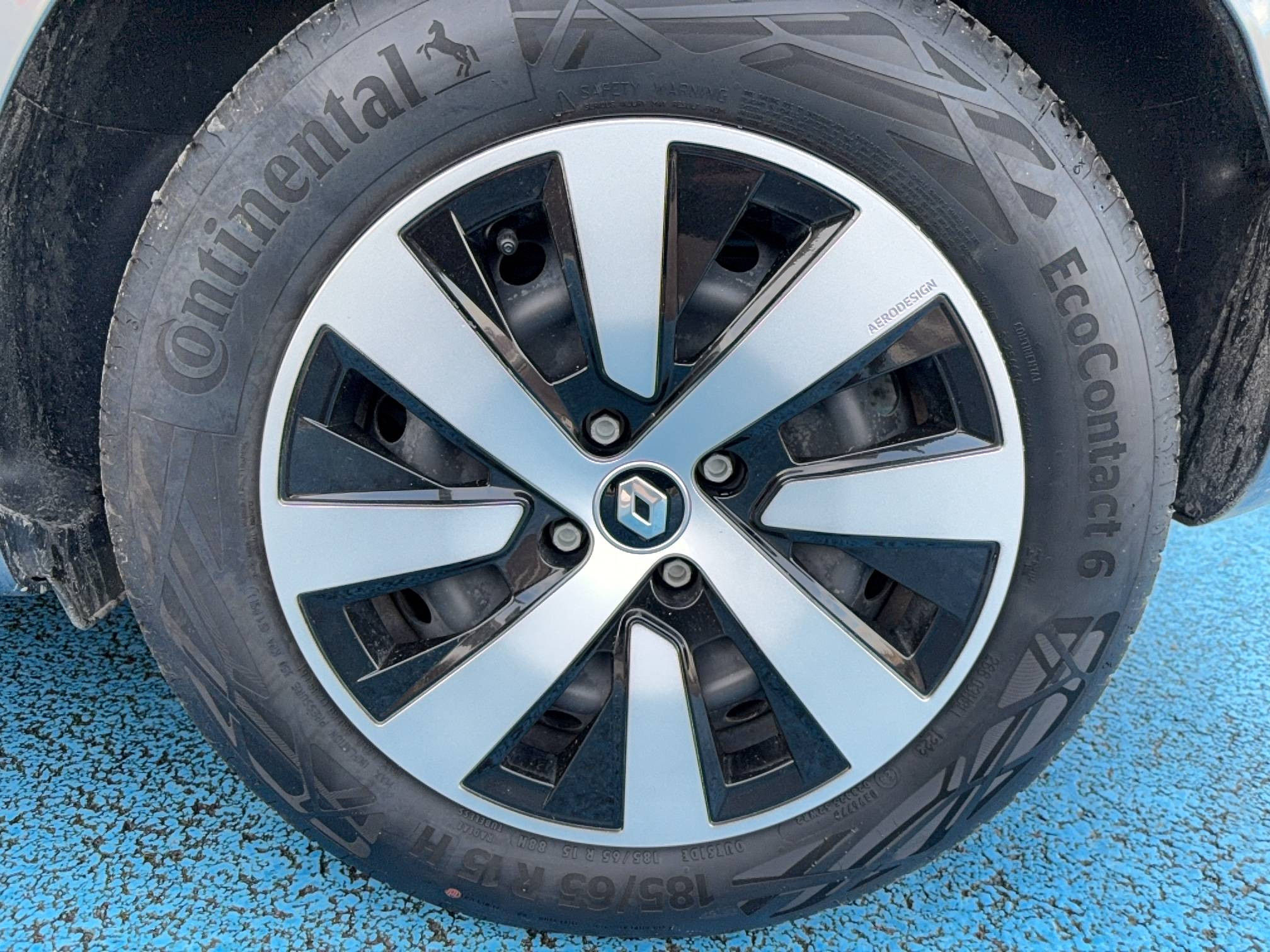 Vente en ligne Renault Clio 5 Clio TCe 90 au prix de 14 990 €