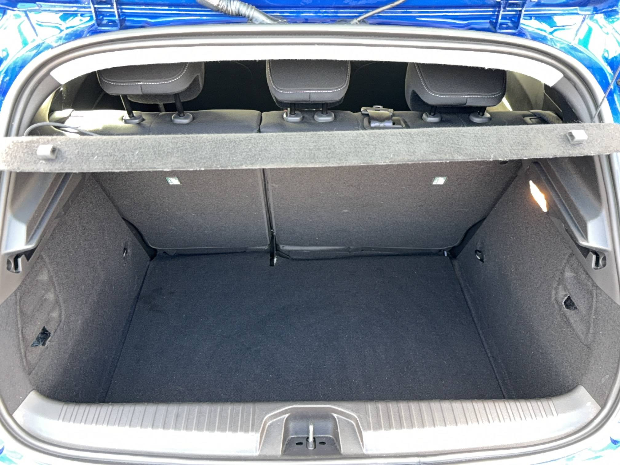 Vente en ligne Renault Clio 5 Clio TCe 90 au prix de 14 990 €