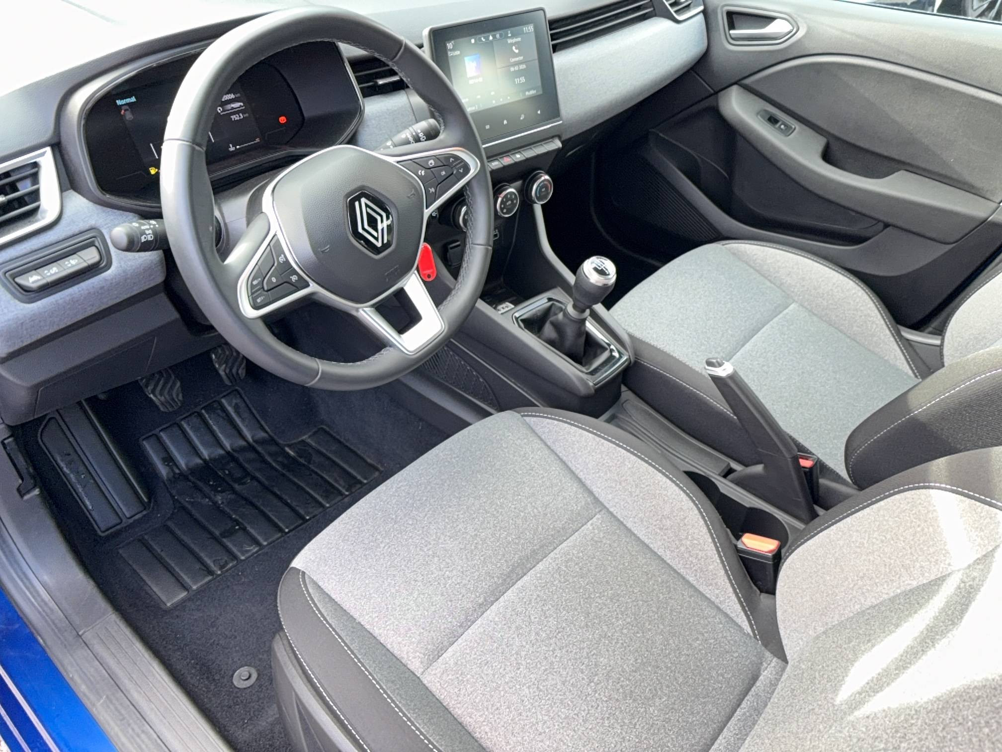 Vente en ligne Renault Clio 5 Clio TCe 90 au prix de 14 990 €