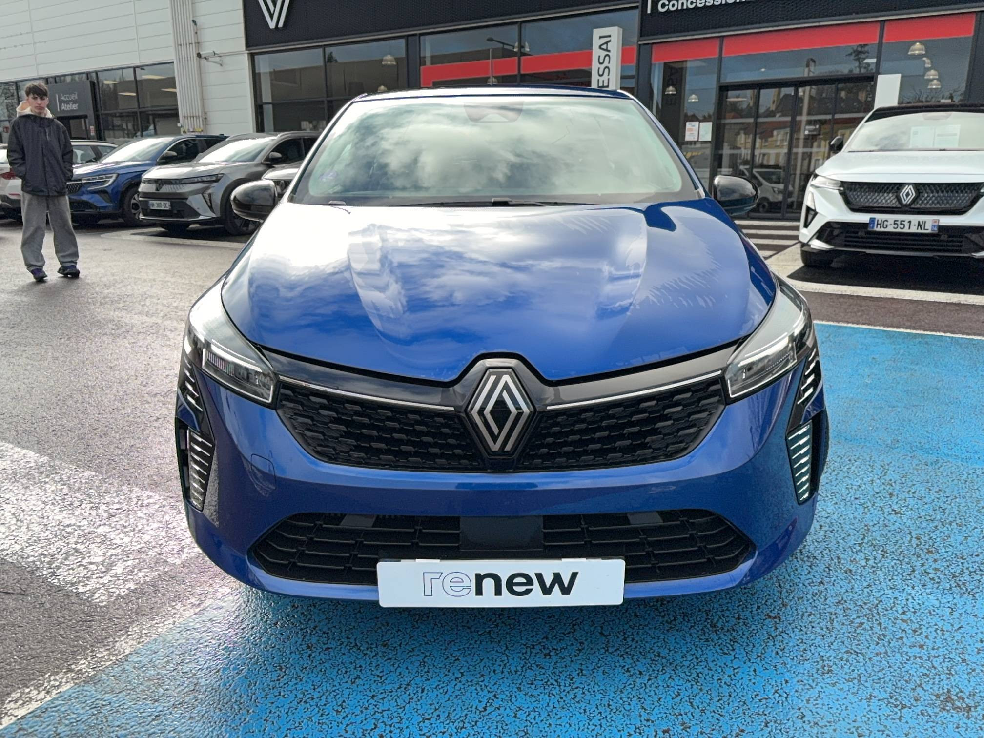 Vente en ligne Renault Clio 5 Clio TCe 90 au prix de 14 990 €