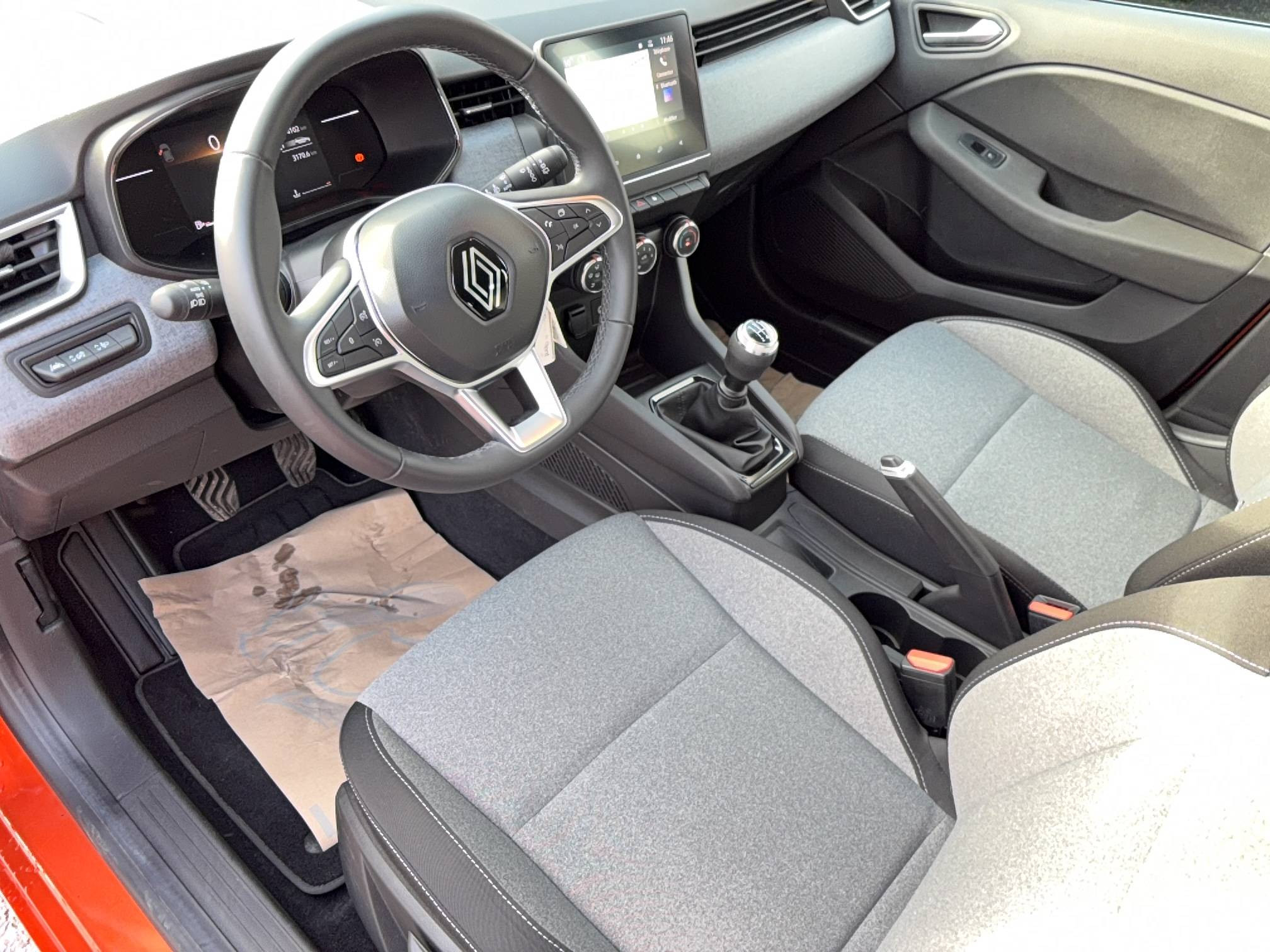 Vente en ligne Renault Clio 5 Clio SCe 65 au prix de 13 990 €