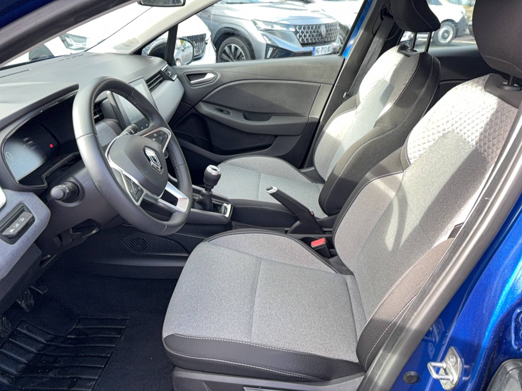 Vente en ligne Renault Clio 5 Clio TCe 90 au prix de 14 990 €