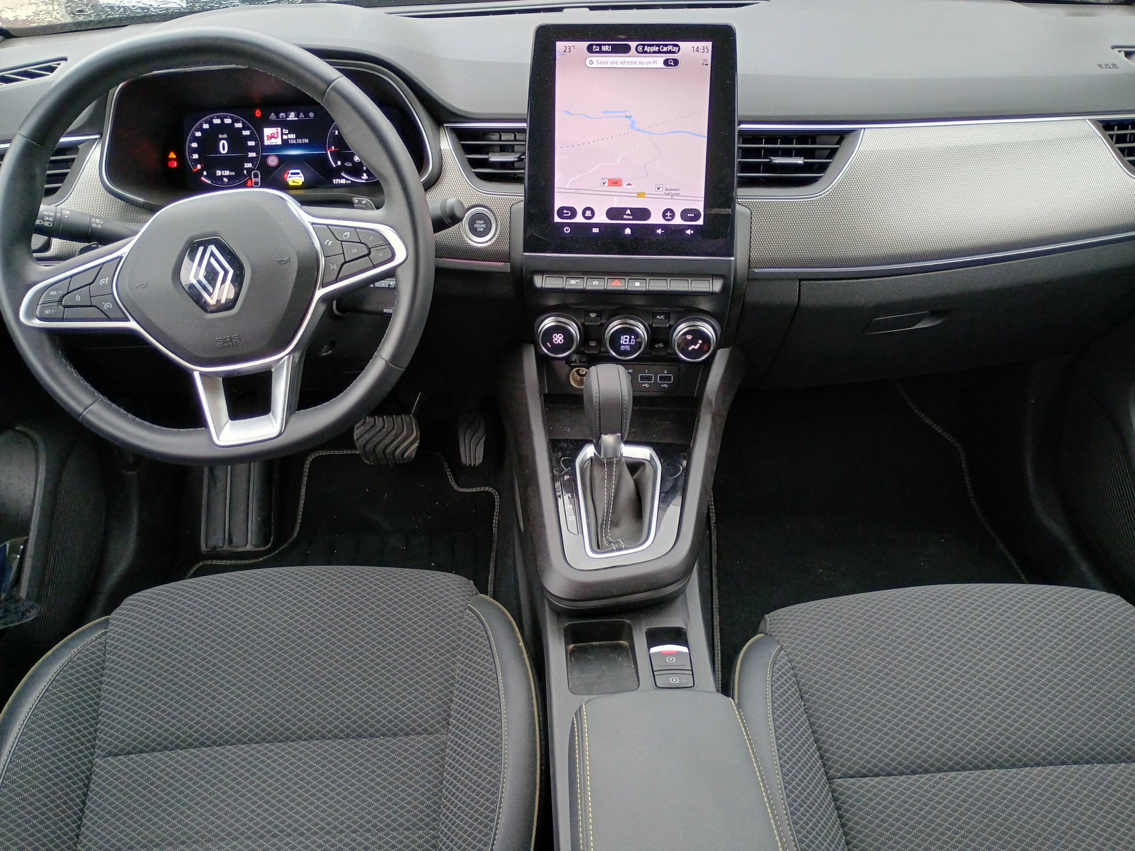 Vente en ligne Renault Arkana  TCe 140 EDC - 23 au prix de 23 990 €