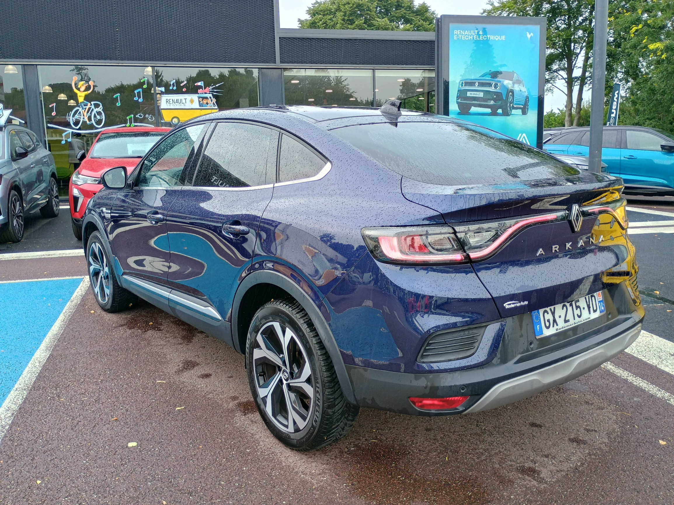 Vente en ligne Renault Arkana  TCe 140 EDC - 23 au prix de 23 990 €