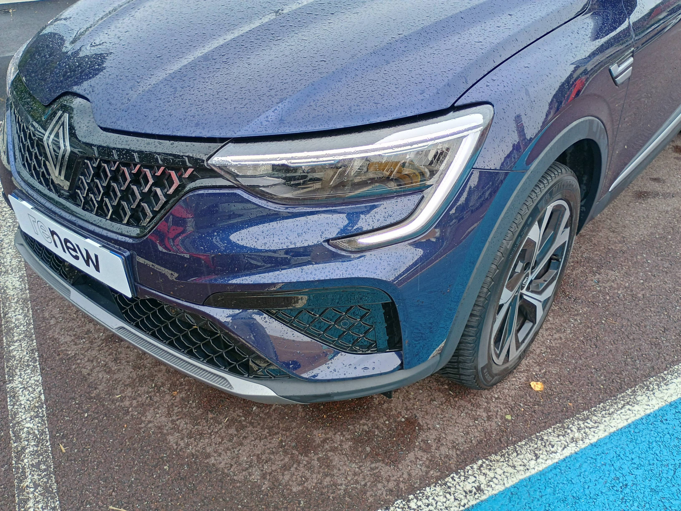 Vente en ligne Renault Arkana  TCe 140 EDC - 23 au prix de 23 990 €