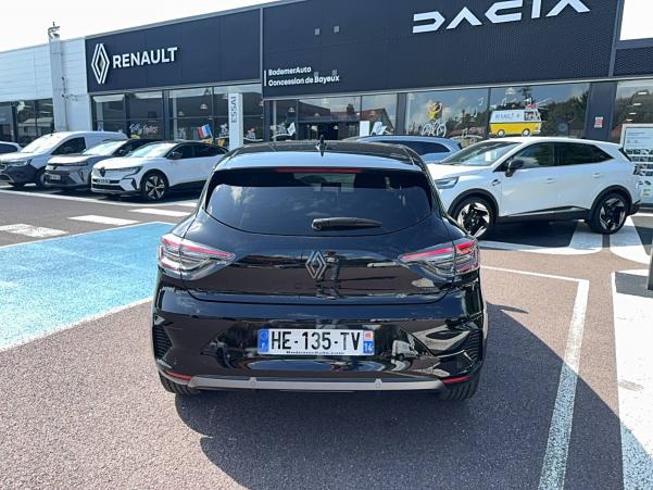 Vente en ligne Renault Clio 5 Clio E-Tech full hybrid 145 ch GSR2 au prix de 27 590 €