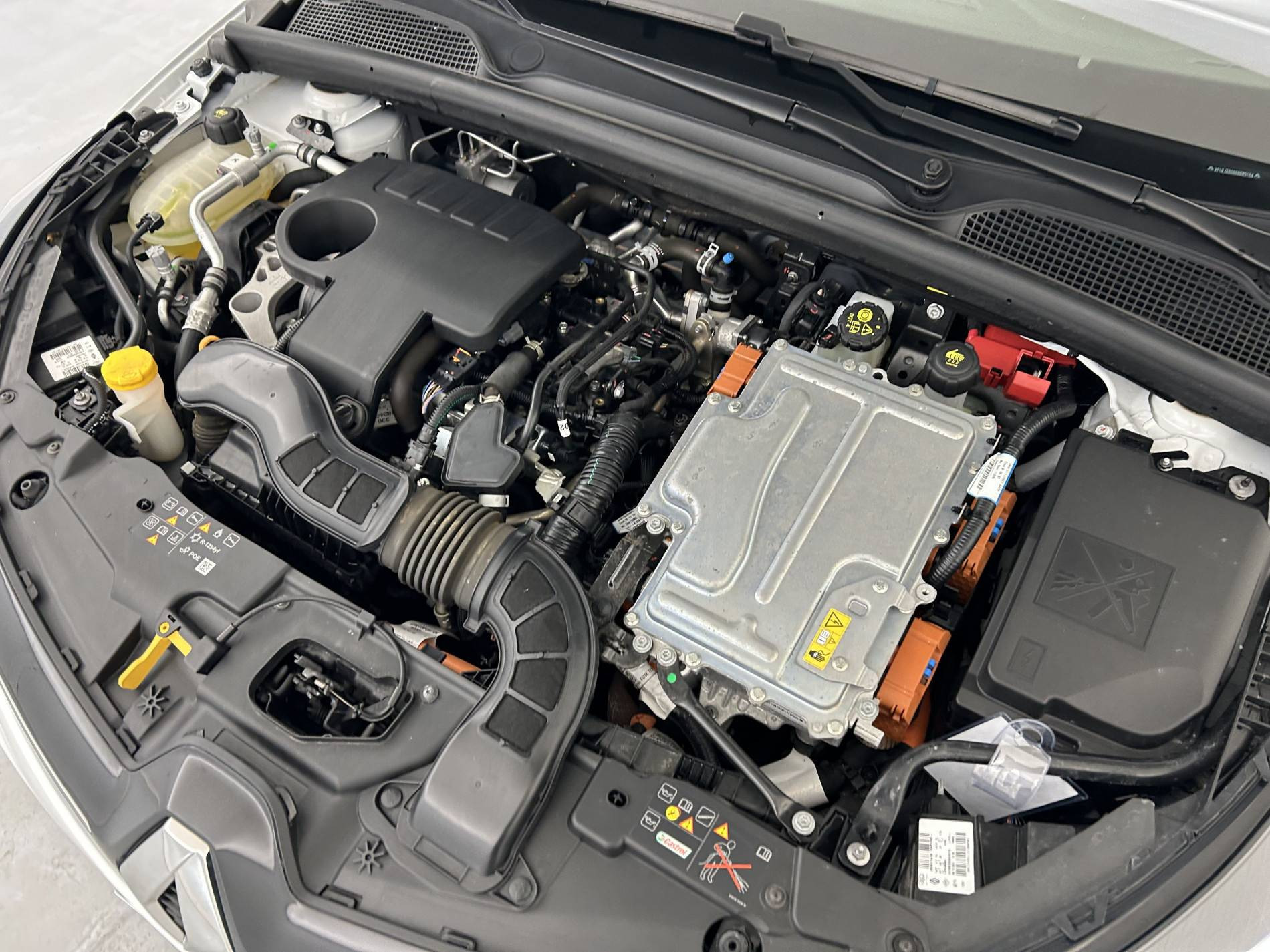 Vente en ligne Renault Clio 5 Clio E-Tech 140 - 21N au prix de 16 990 €