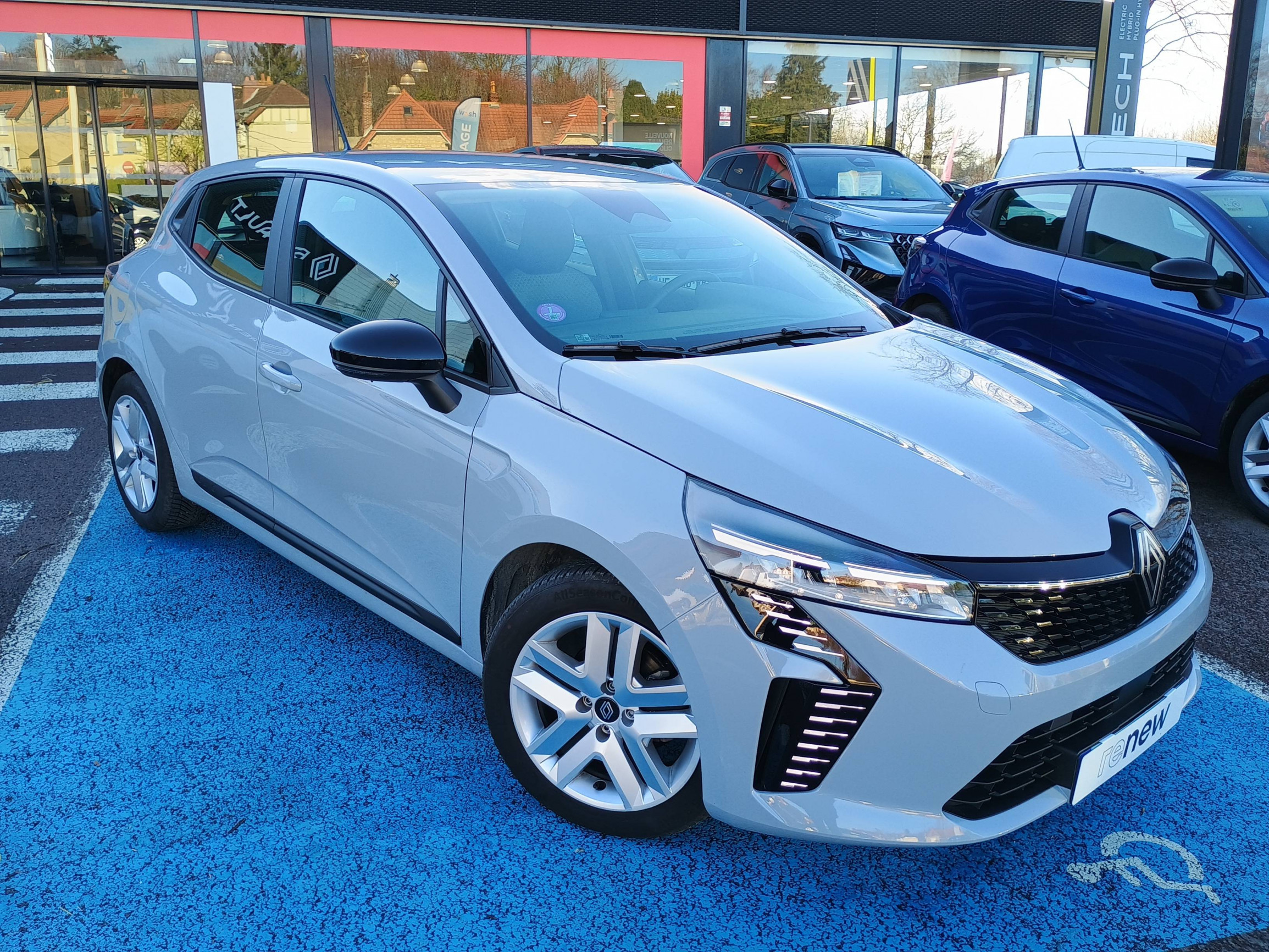 Vente en ligne Renault Clio 5 Clio Eco-G 100 ch GSR2 au prix de 16 990 €