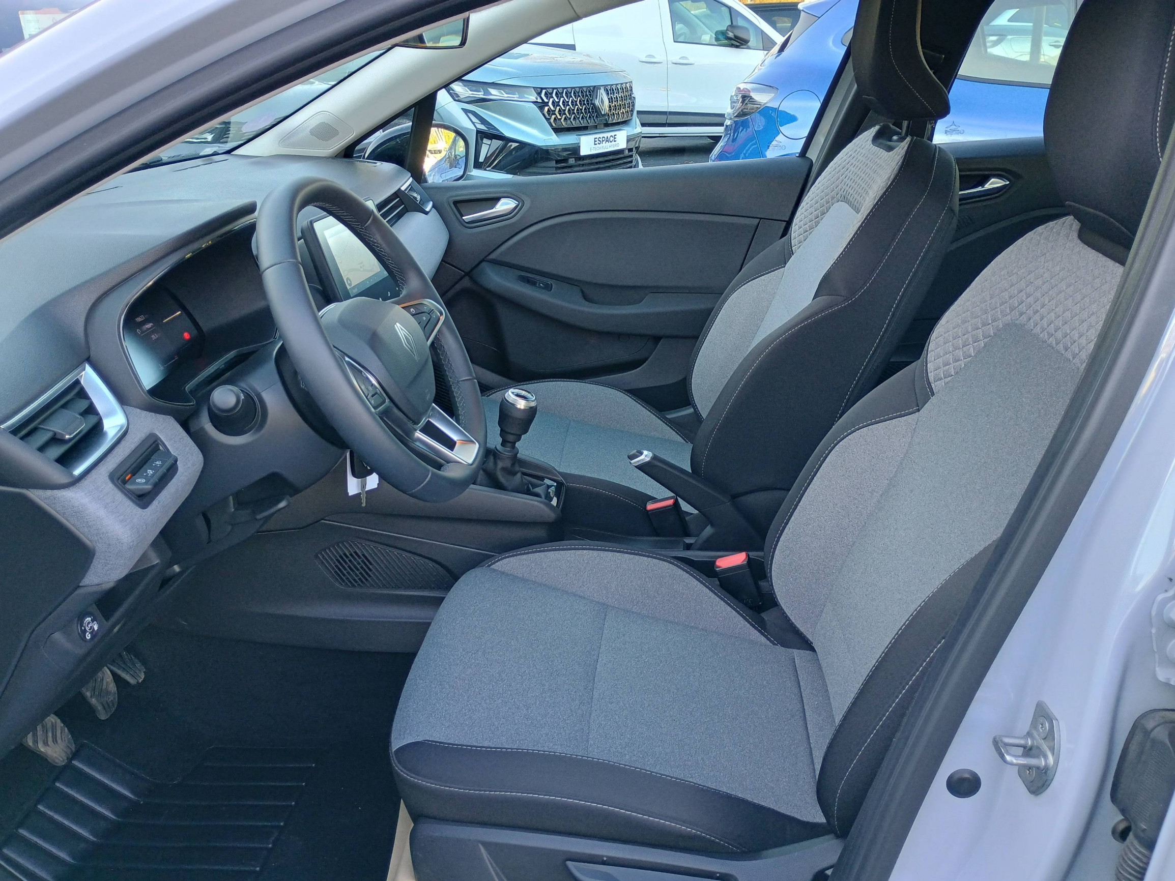 Vente en ligne Renault Clio 5 Clio Eco-G 100 ch GSR2 au prix de 16 990 €