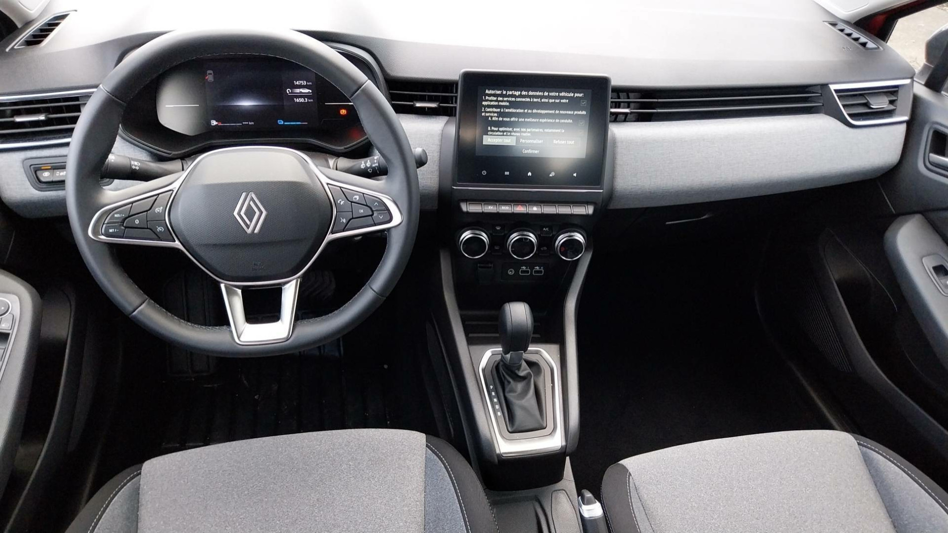 Vente en ligne Renault Clio 5 Clio E-Tech full hybrid 145 ch GSR2 au prix de 19 990 €