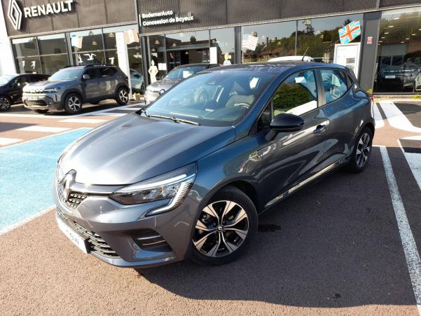 Vente en ligne Renault Clio 5 Clio E-Tech 140 - 21N au prix de 17 990 €