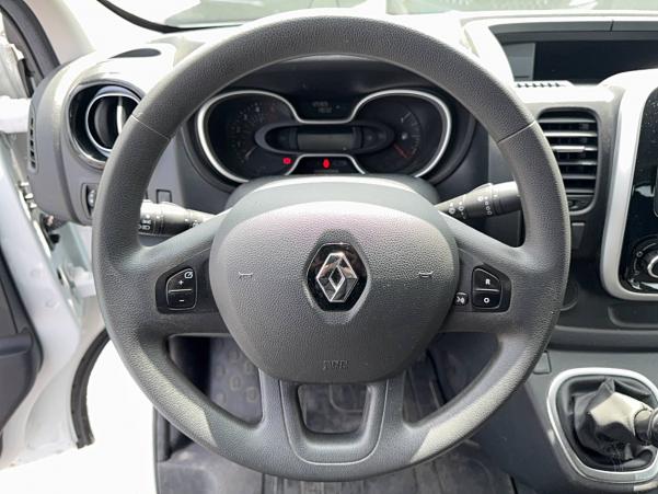 Vente en ligne Renault Trafic Cabine Approfondie TRAFIC CA L1H1 1000 KG DCI 120 au prix de 17 990 €