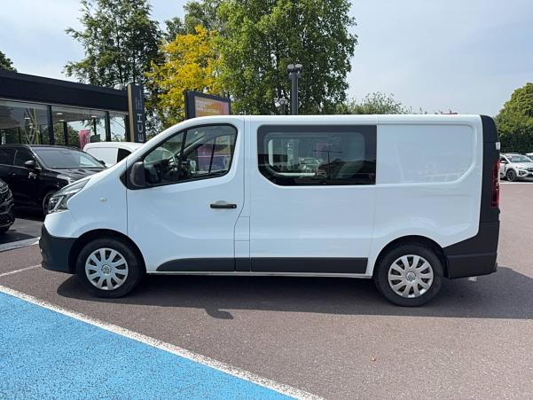 Vente en ligne Renault Trafic Cabine Approfondie TRAFIC CA L1H1 1000 KG DCI 120 au prix de 17 990 €
