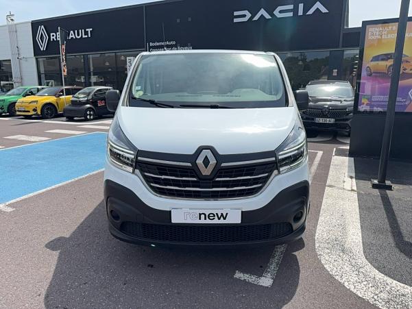 Vente en ligne Renault Trafic Cabine Approfondie TRAFIC CA L1H1 1000 KG DCI 120 au prix de 17 990 €