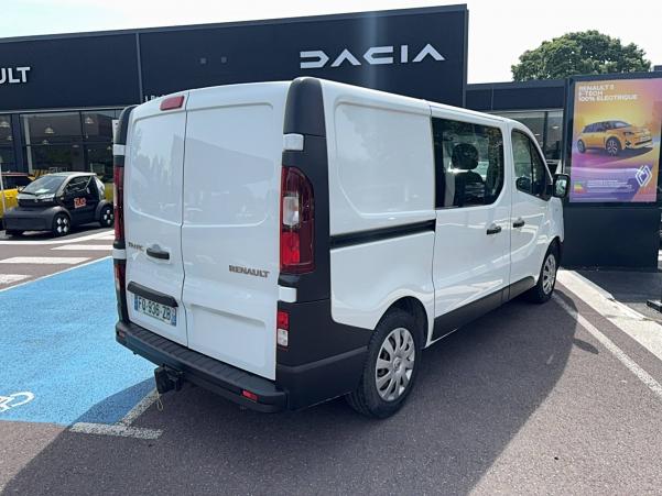 Vente en ligne Renault Trafic Cabine Approfondie TRAFIC CA L1H1 1000 KG DCI 120 au prix de 17 990 €