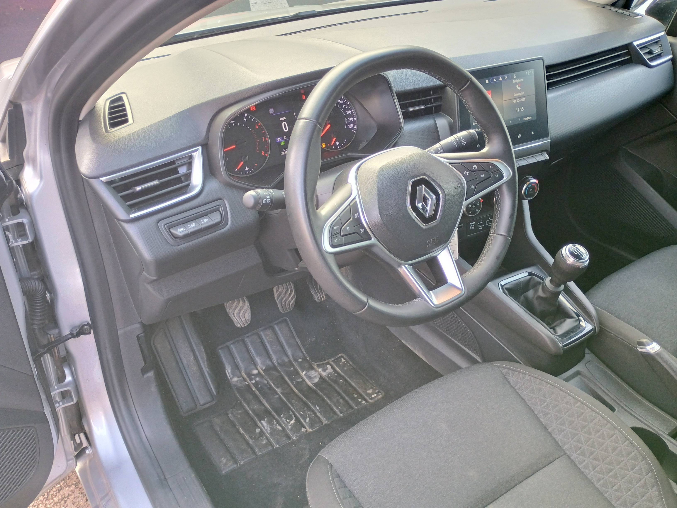 Vente en ligne Renault Clio 5 Clio TCe 90 au prix de 14 990 €