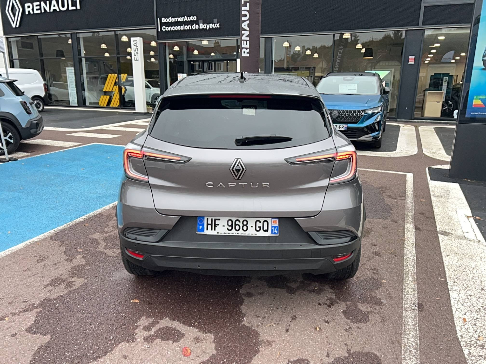 Vente en ligne Renault Captur  TCe 90 ch au prix de 25 990 €