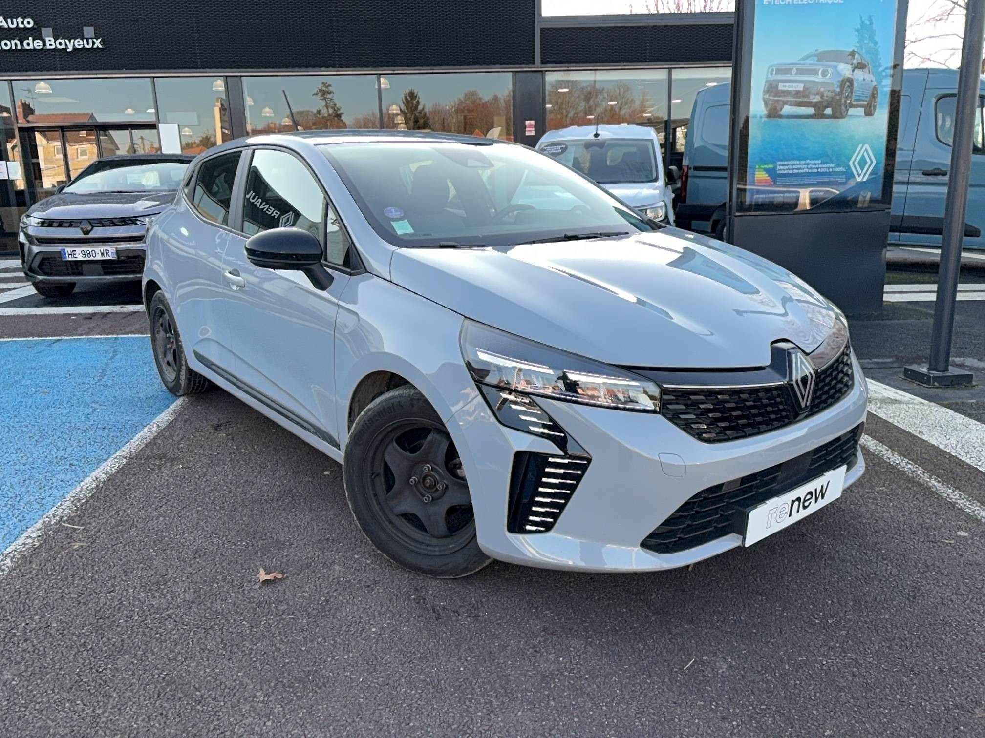 Vente en ligne Renault Clio 5 Clio TCe 90 au prix de 149 990 €