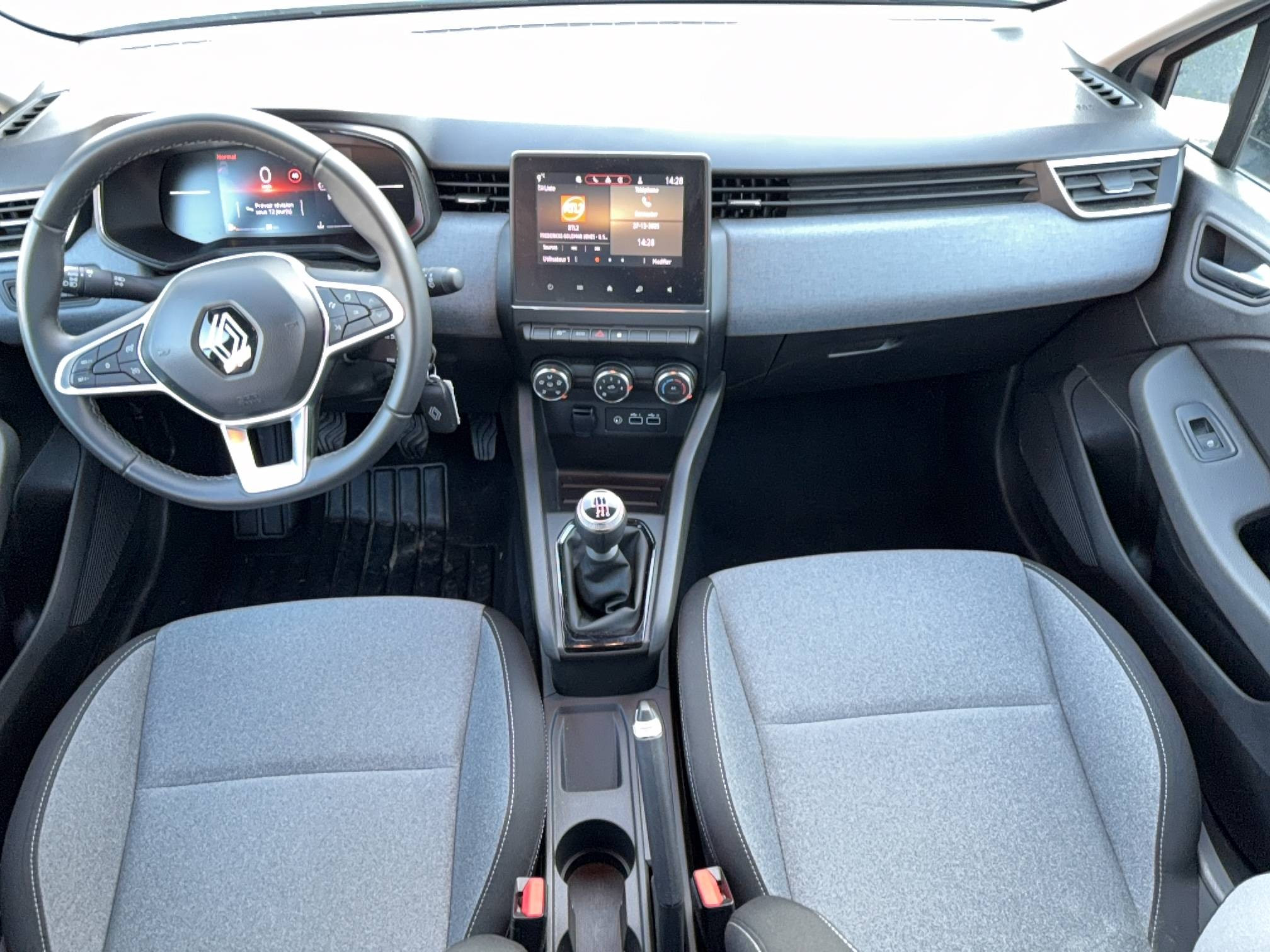 Vente en ligne Renault Clio 5 Clio TCe 90 au prix de 149 990 €