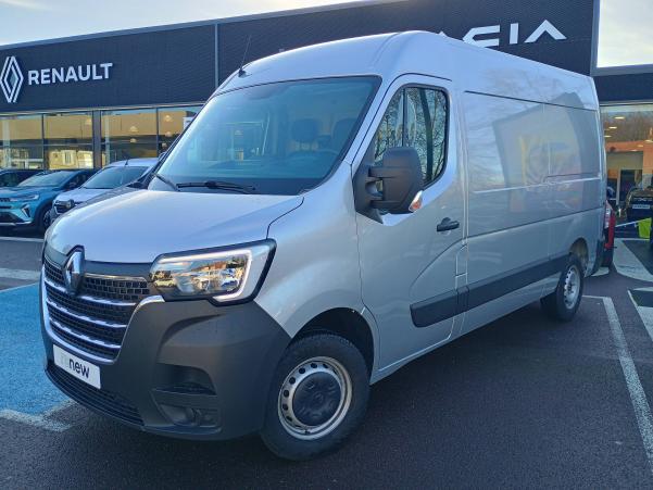 Vente en ligne Renault Master Fourgon MASTER FGN TRAC F3300 L2H2 DCI 135 au prix de 23 490 €