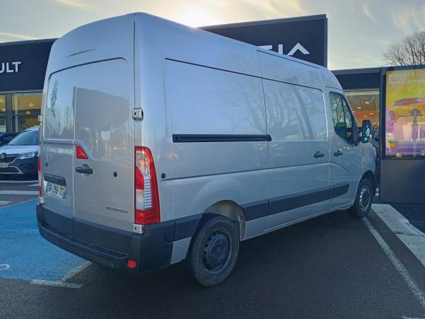 Vente en ligne Renault Master 3 Fourgon MASTER FGN TRAC F3300 L2H2 DCI 135 au prix de 23 990 €